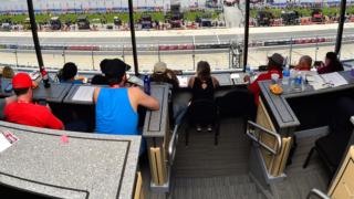 horario de la pista de carreras dover international speedway